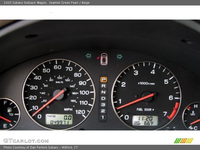 Seamist Green Pearl / Beige 2003 Subaru Outback Wagon
