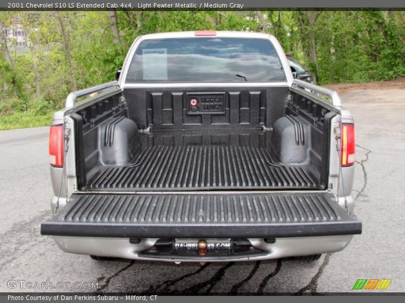 Light Pewter Metallic / Medium Gray 2001 Chevrolet S10 LS Extended Cab 4x4