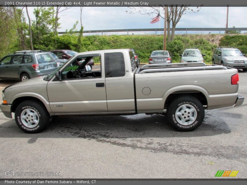 Light Pewter Metallic / Medium Gray 2001 Chevrolet S10 LS Extended Cab 4x4