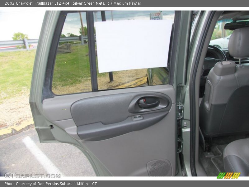 Silver Green Metallic / Medium Pewter 2003 Chevrolet TrailBlazer LTZ 4x4