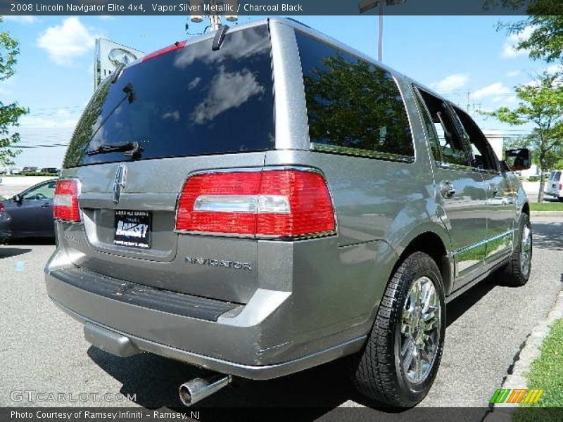 Vapor Silver Metallic / Charcoal Black 2008 Lincoln Navigator Elite 4x4