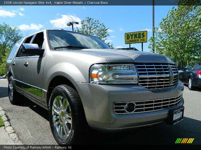 Vapor Silver Metallic / Charcoal Black 2008 Lincoln Navigator Elite 4x4