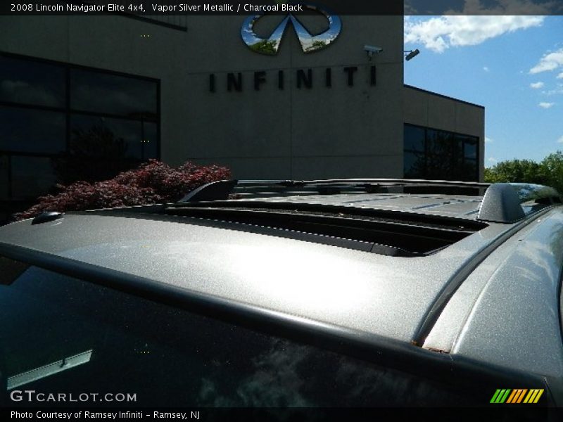 Vapor Silver Metallic / Charcoal Black 2008 Lincoln Navigator Elite 4x4
