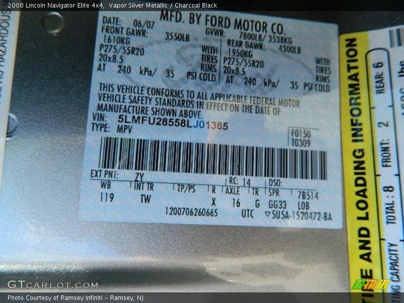 Vapor Silver Metallic / Charcoal Black 2008 Lincoln Navigator Elite 4x4