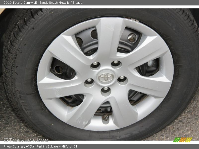 Sandy Beach Metallic / Bisque 2010 Toyota Camry LE