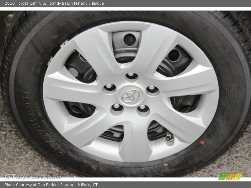 Sandy Beach Metallic / Bisque 2010 Toyota Camry LE
