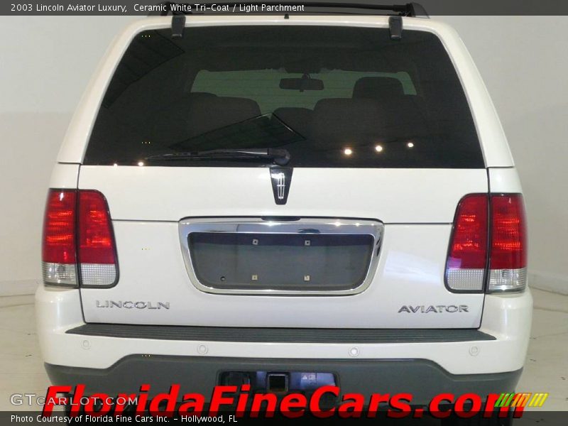 Ceramic White Tri-Coat / Light Parchment 2003 Lincoln Aviator Luxury