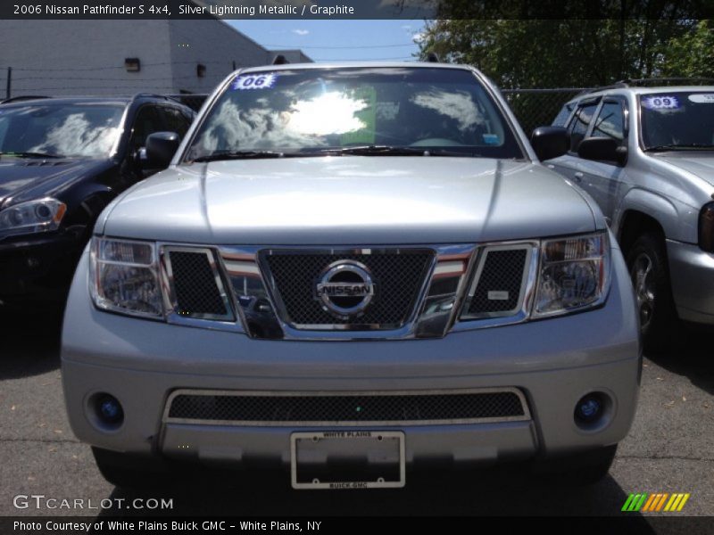 Silver Lightning Metallic / Graphite 2006 Nissan Pathfinder S 4x4