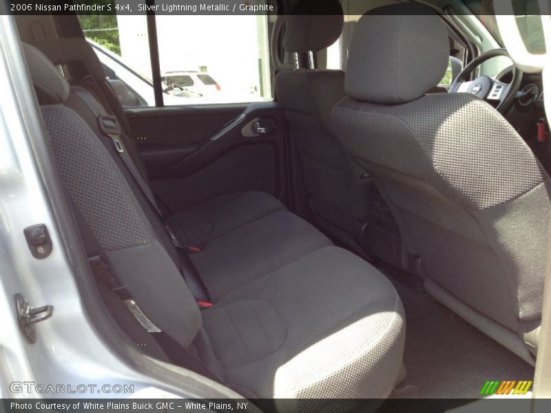 Silver Lightning Metallic / Graphite 2006 Nissan Pathfinder S 4x4
