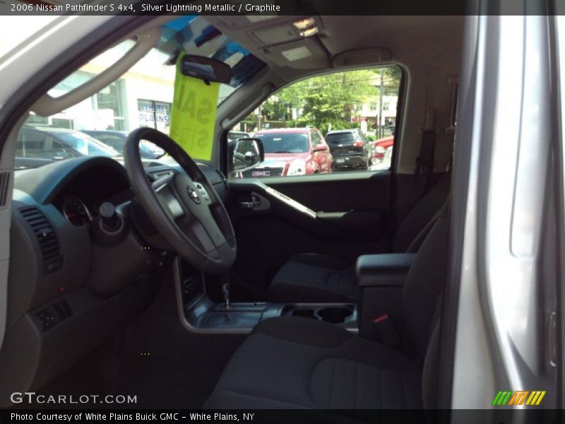 Silver Lightning Metallic / Graphite 2006 Nissan Pathfinder S 4x4