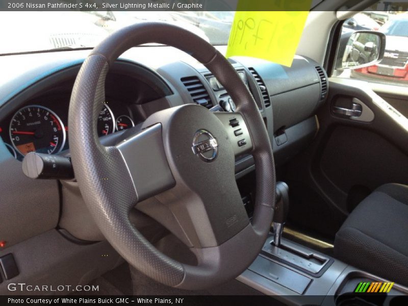 Silver Lightning Metallic / Graphite 2006 Nissan Pathfinder S 4x4