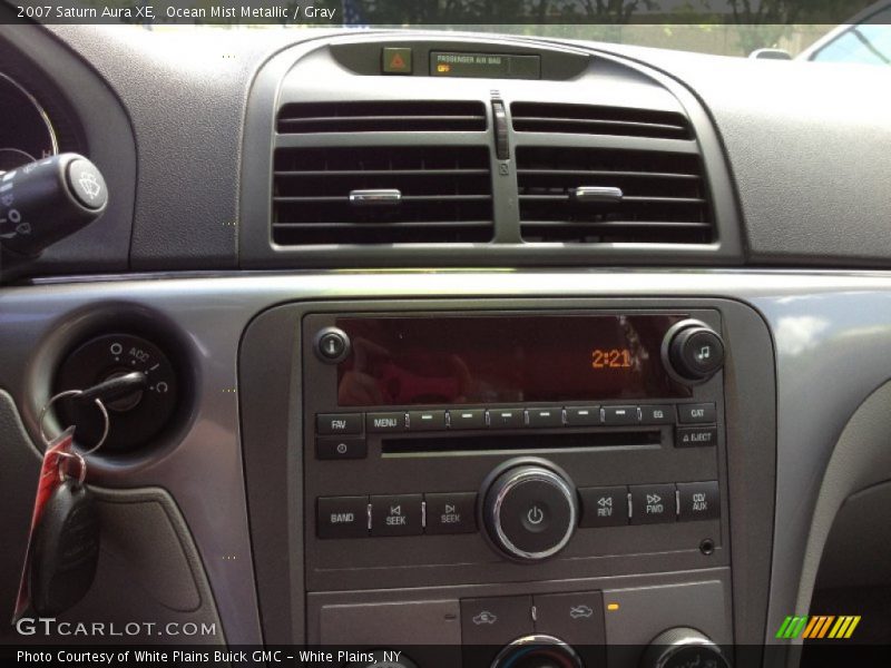 Ocean Mist Metallic / Gray 2007 Saturn Aura XE