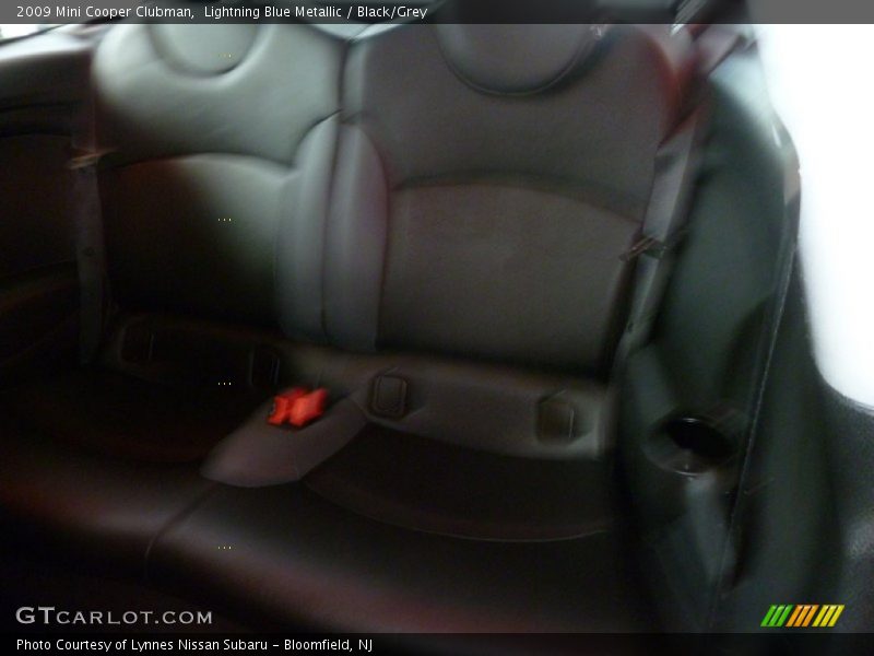 Lightning Blue Metallic / Black/Grey 2009 Mini Cooper Clubman