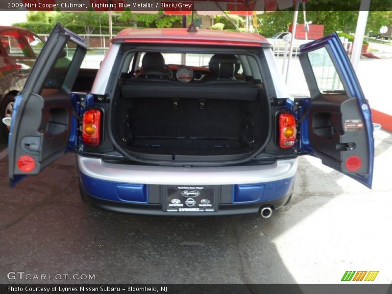 Lightning Blue Metallic / Black/Grey 2009 Mini Cooper Clubman