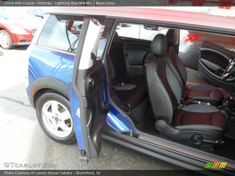 Lightning Blue Metallic / Black/Grey 2009 Mini Cooper Clubman