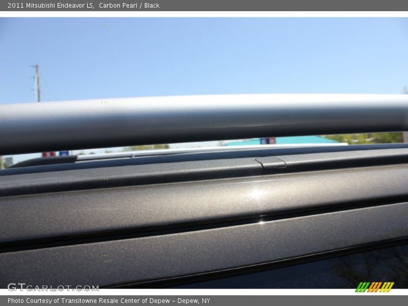 Carbon Pearl / Black 2011 Mitsubishi Endeavor LS