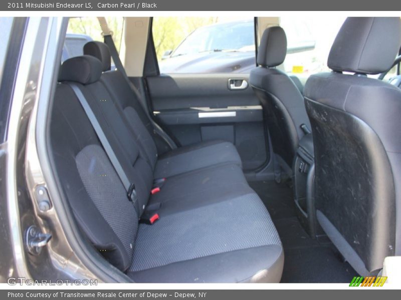 Carbon Pearl / Black 2011 Mitsubishi Endeavor LS