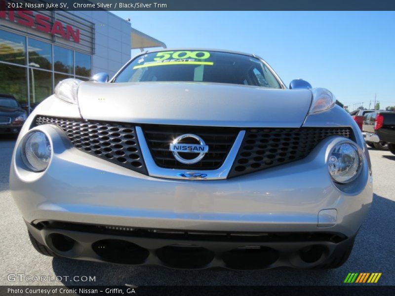 Chrome Silver / Black/Silver Trim 2012 Nissan Juke SV