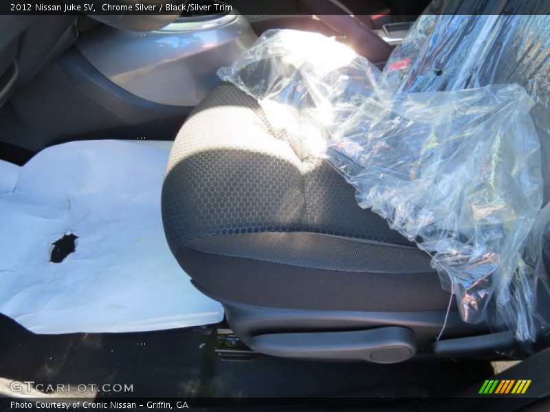 Chrome Silver / Black/Silver Trim 2012 Nissan Juke SV