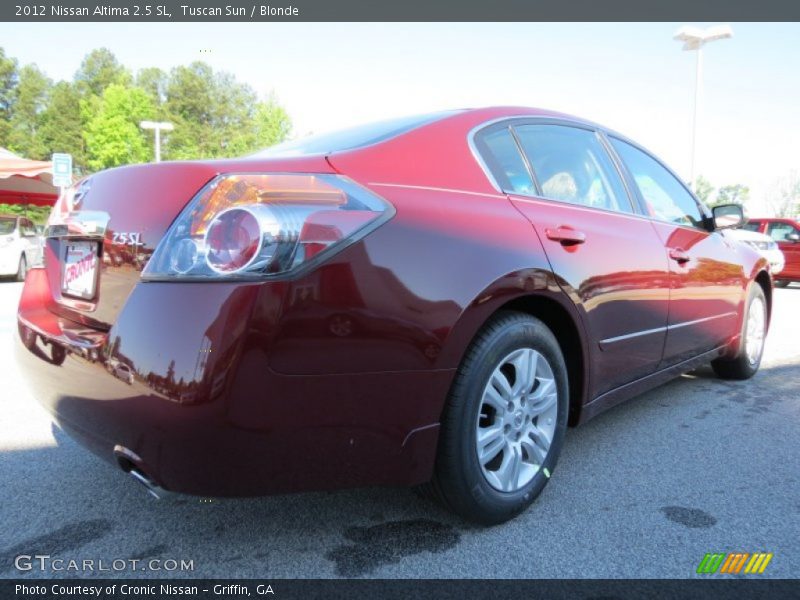 Tuscan Sun / Blonde 2012 Nissan Altima 2.5 SL