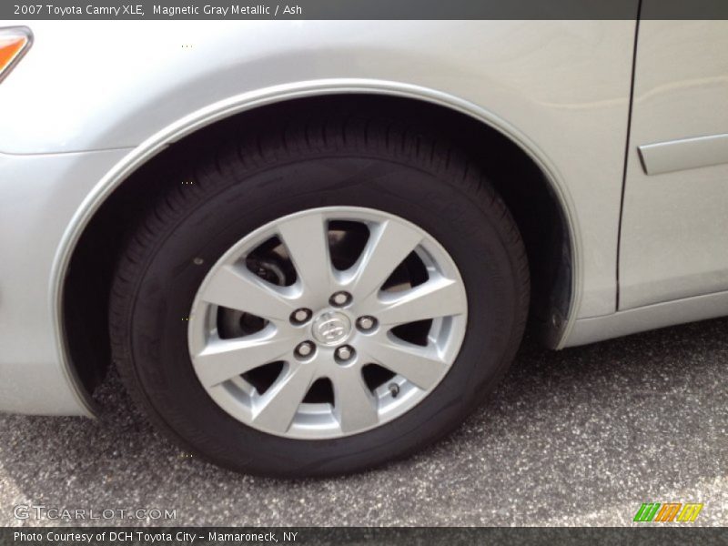Magnetic Gray Metallic / Ash 2007 Toyota Camry XLE