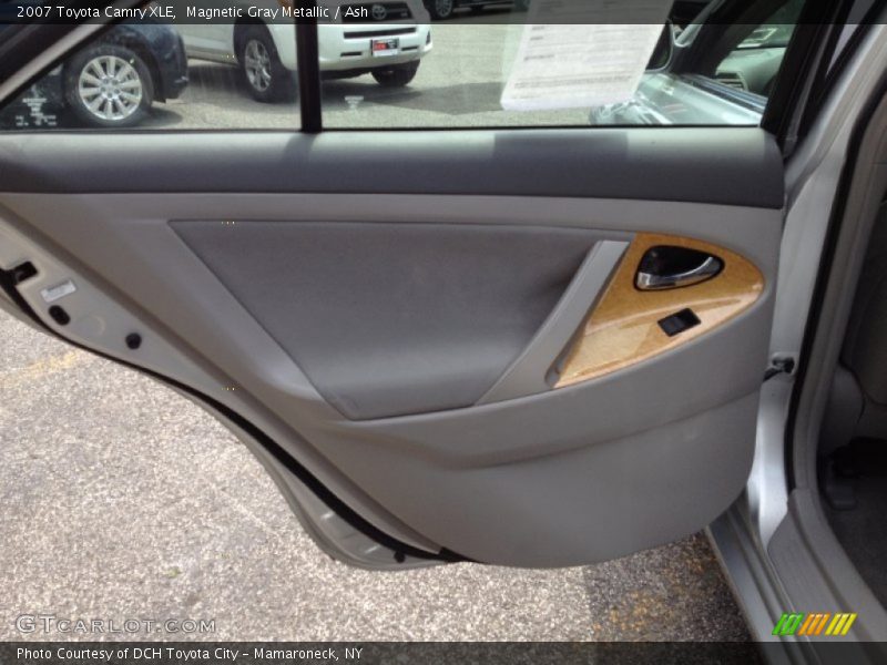 Magnetic Gray Metallic / Ash 2007 Toyota Camry XLE