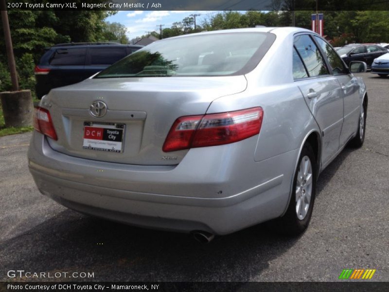 Magnetic Gray Metallic / Ash 2007 Toyota Camry XLE