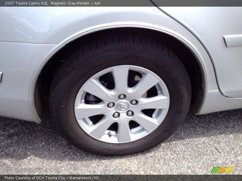 Magnetic Gray Metallic / Ash 2007 Toyota Camry XLE