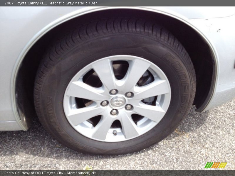 Magnetic Gray Metallic / Ash 2007 Toyota Camry XLE