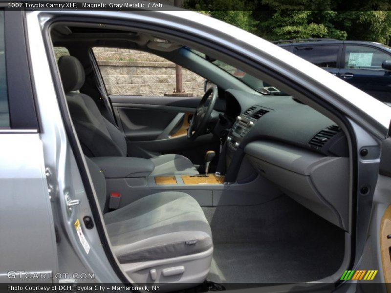 Magnetic Gray Metallic / Ash 2007 Toyota Camry XLE