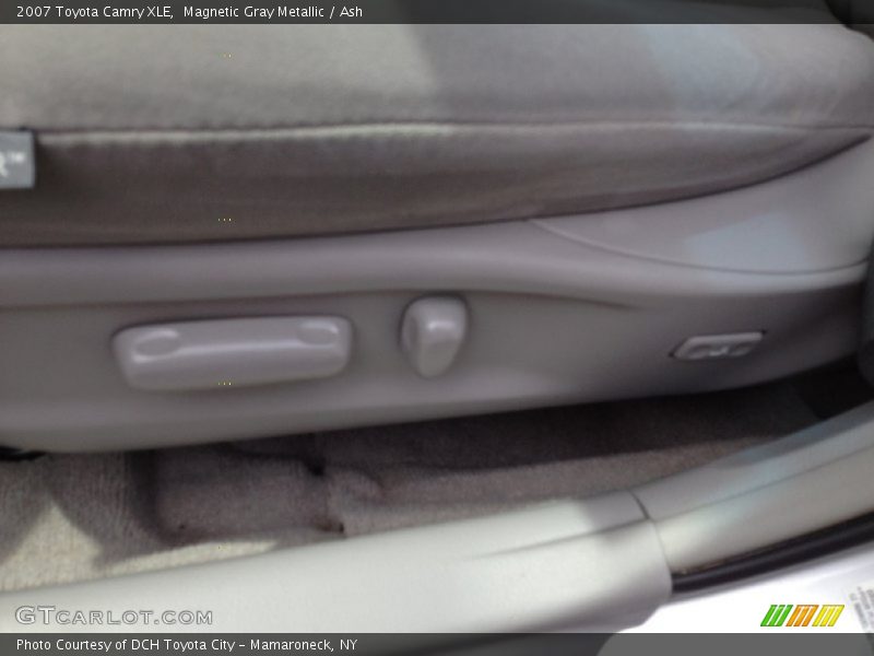 Magnetic Gray Metallic / Ash 2007 Toyota Camry XLE