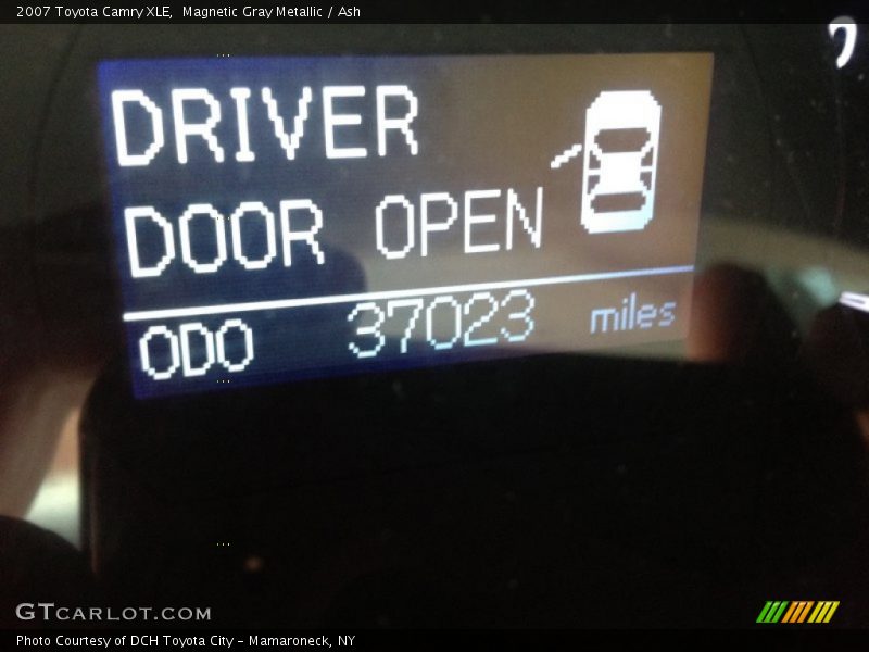 Magnetic Gray Metallic / Ash 2007 Toyota Camry XLE