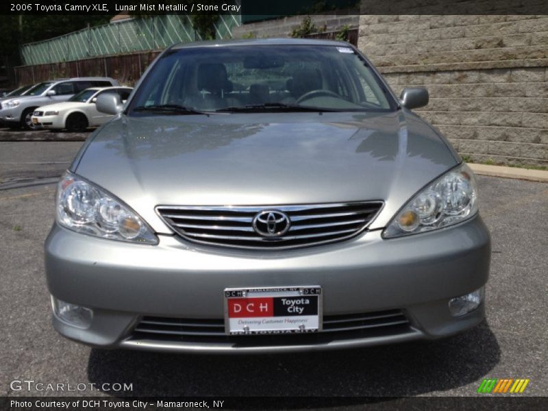 Lunar Mist Metallic / Stone Gray 2006 Toyota Camry XLE