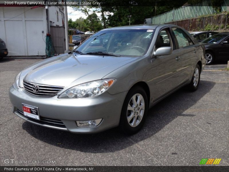 Lunar Mist Metallic / Stone Gray 2006 Toyota Camry XLE