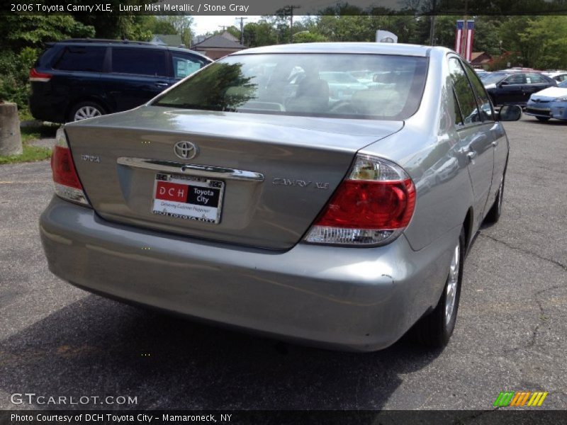 Lunar Mist Metallic / Stone Gray 2006 Toyota Camry XLE
