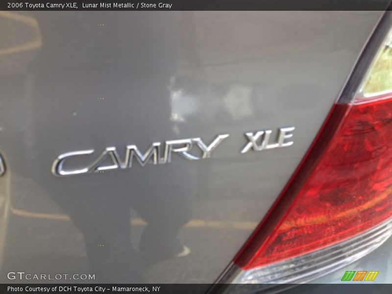 Lunar Mist Metallic / Stone Gray 2006 Toyota Camry XLE