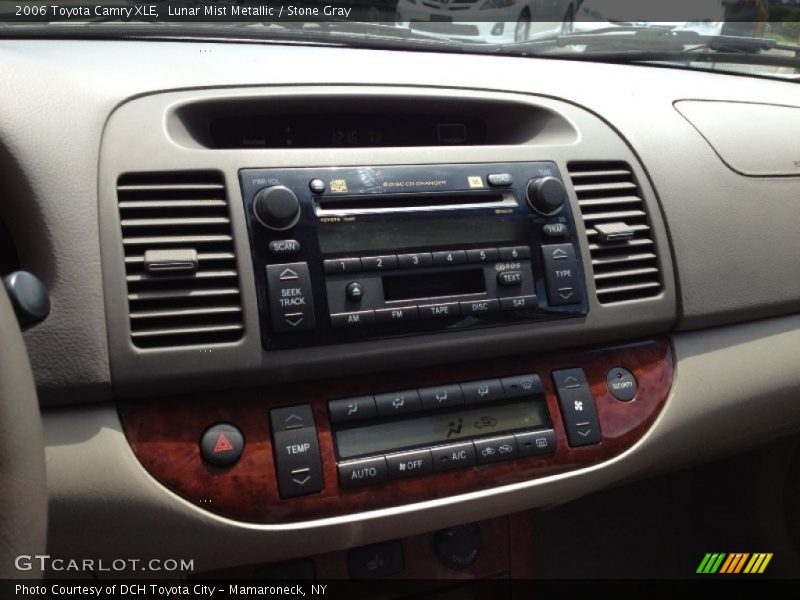 Lunar Mist Metallic / Stone Gray 2006 Toyota Camry XLE