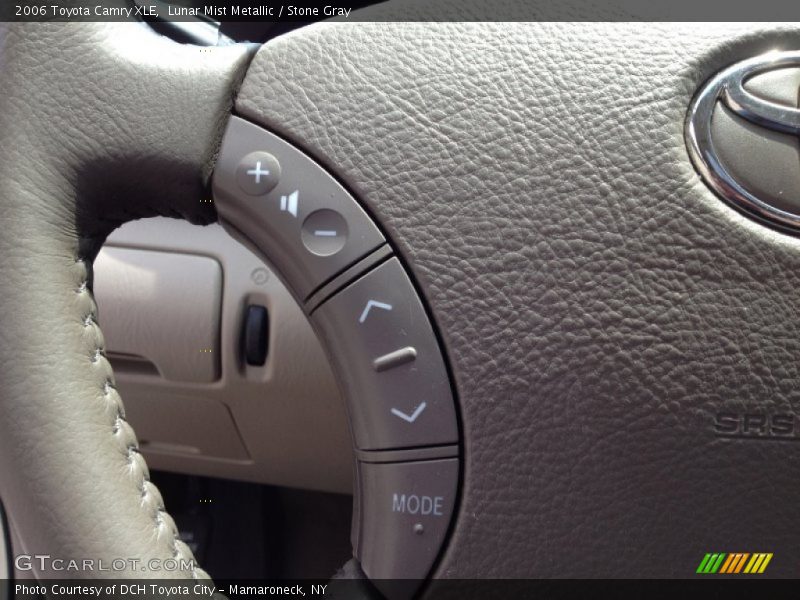 Lunar Mist Metallic / Stone Gray 2006 Toyota Camry XLE