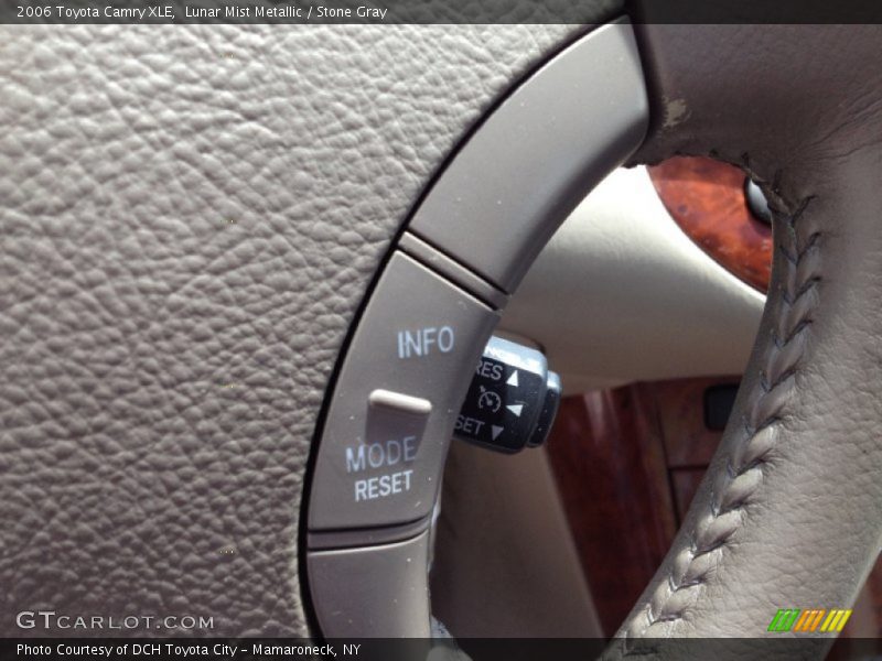 Lunar Mist Metallic / Stone Gray 2006 Toyota Camry XLE