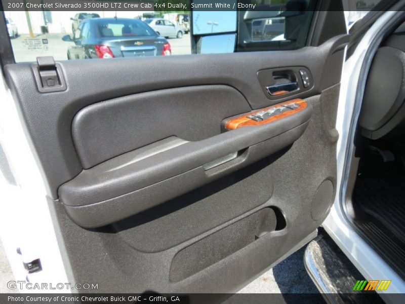 Summit White / Ebony 2007 Chevrolet Silverado 3500HD LTZ Crew Cab 4x4 Dually