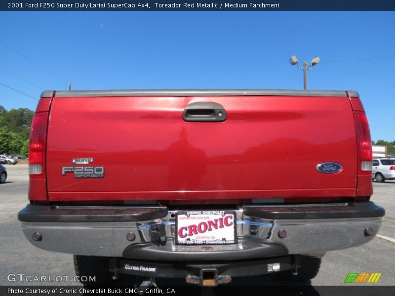 Toreador Red Metallic / Medium Parchment 2001 Ford F250 Super Duty Lariat SuperCab 4x4