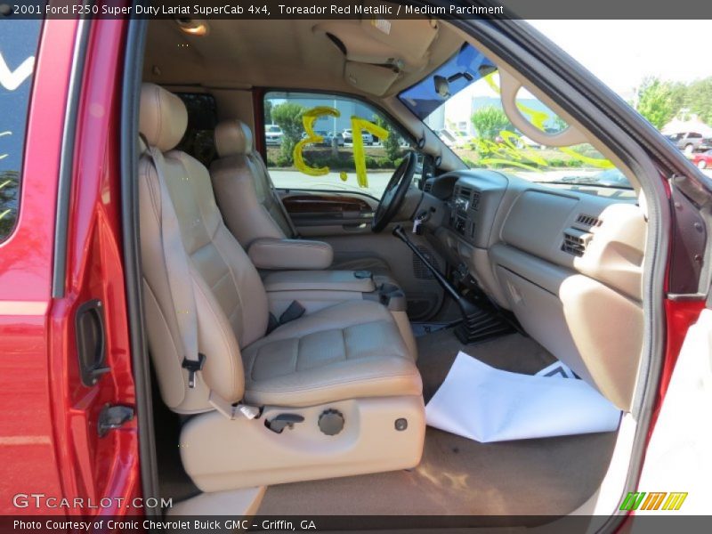 Toreador Red Metallic / Medium Parchment 2001 Ford F250 Super Duty Lariat SuperCab 4x4