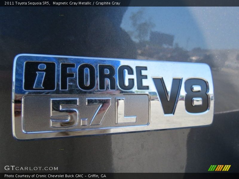 Magnetic Gray Metallic / Graphite Gray 2011 Toyota Sequoia SR5