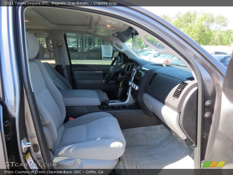 Magnetic Gray Metallic / Graphite Gray 2011 Toyota Sequoia SR5