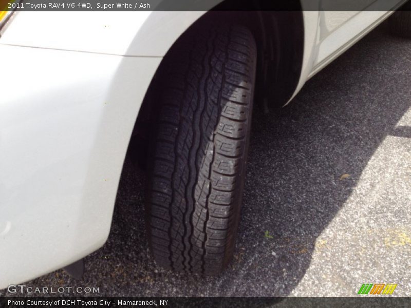Super White / Ash 2011 Toyota RAV4 V6 4WD