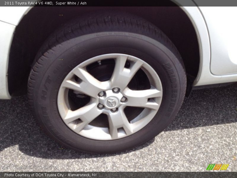 Super White / Ash 2011 Toyota RAV4 V6 4WD