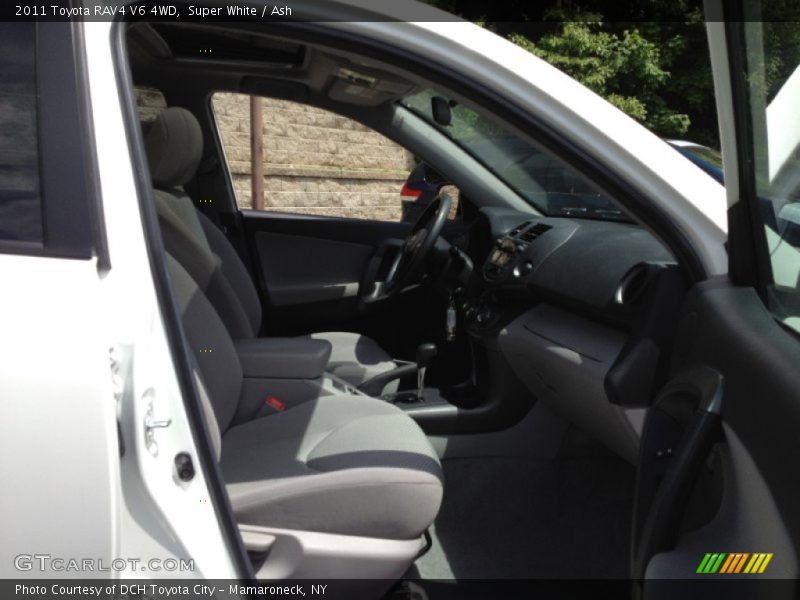 Super White / Ash 2011 Toyota RAV4 V6 4WD