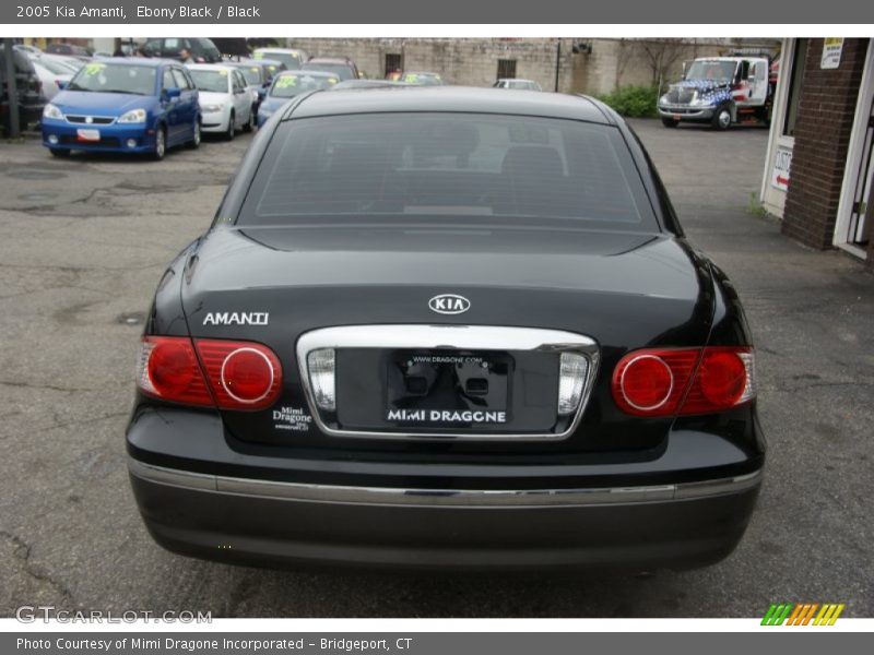 Ebony Black / Black 2005 Kia Amanti