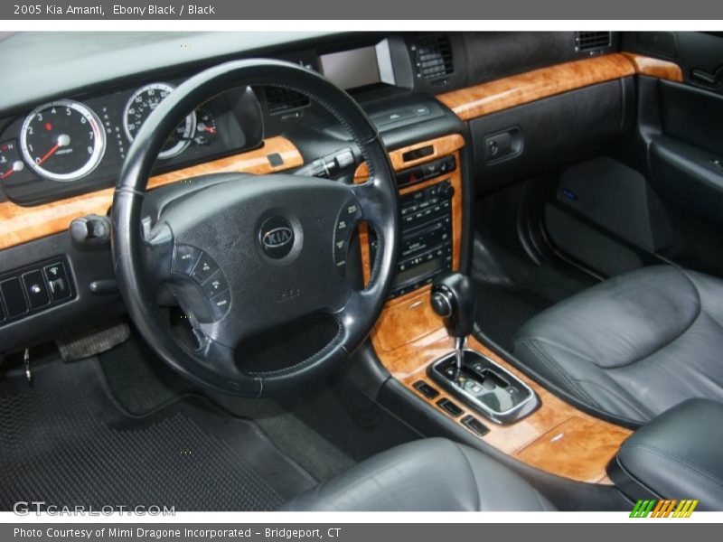 Ebony Black / Black 2005 Kia Amanti