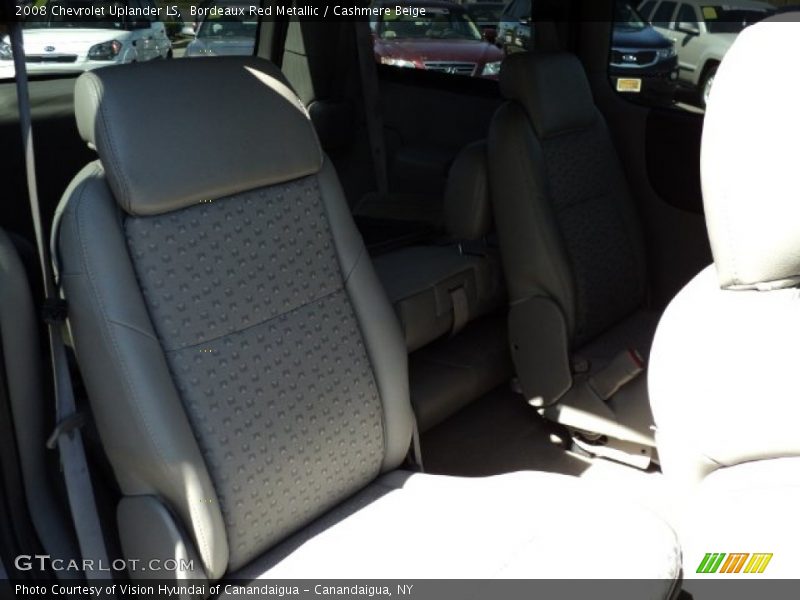Bordeaux Red Metallic / Cashmere Beige 2008 Chevrolet Uplander LS